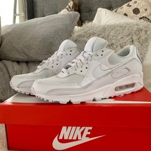 Air Max 90’s women 10 💎
